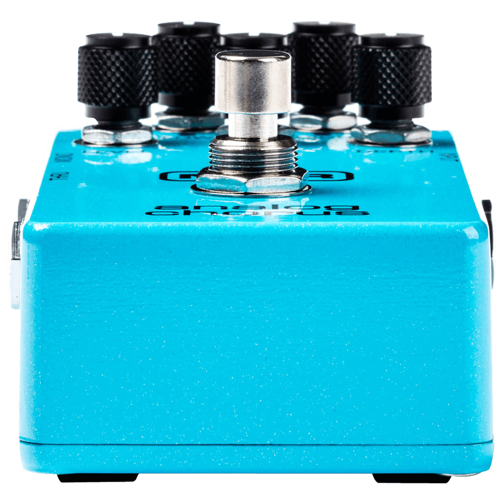 analog chorus pedal MXR Analog Chorus M234 Pedal