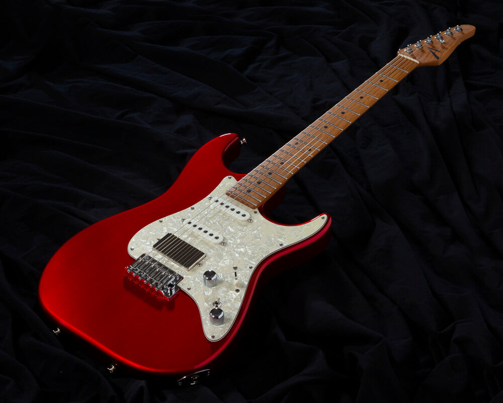 Tom Anderson Guitarworks — The Classic — Candy Apple Red